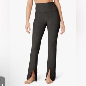 Beyond Yoga make the cut split ankle  Leggings
